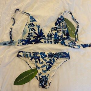 Farm Rio Bikini NWT Size L Top & Size M Bottoms